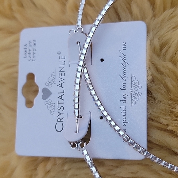 Stunning Statement Hoops XL - Picture 6 of 8